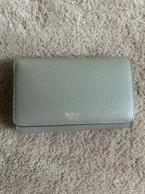 Mulberry Pebbled Leather Compact Wallet in Light Grey